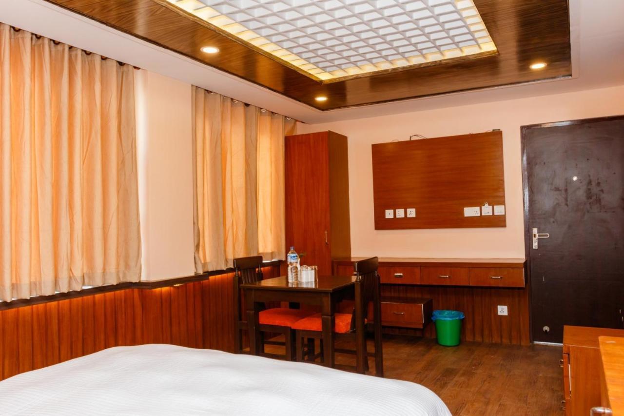 Millennium Blue Hotel Nagarkot Luaran gambar